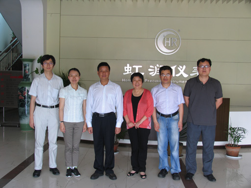 上海理工大學(xué)領(lǐng)導(dǎo)、教授一行考察虹潤公司